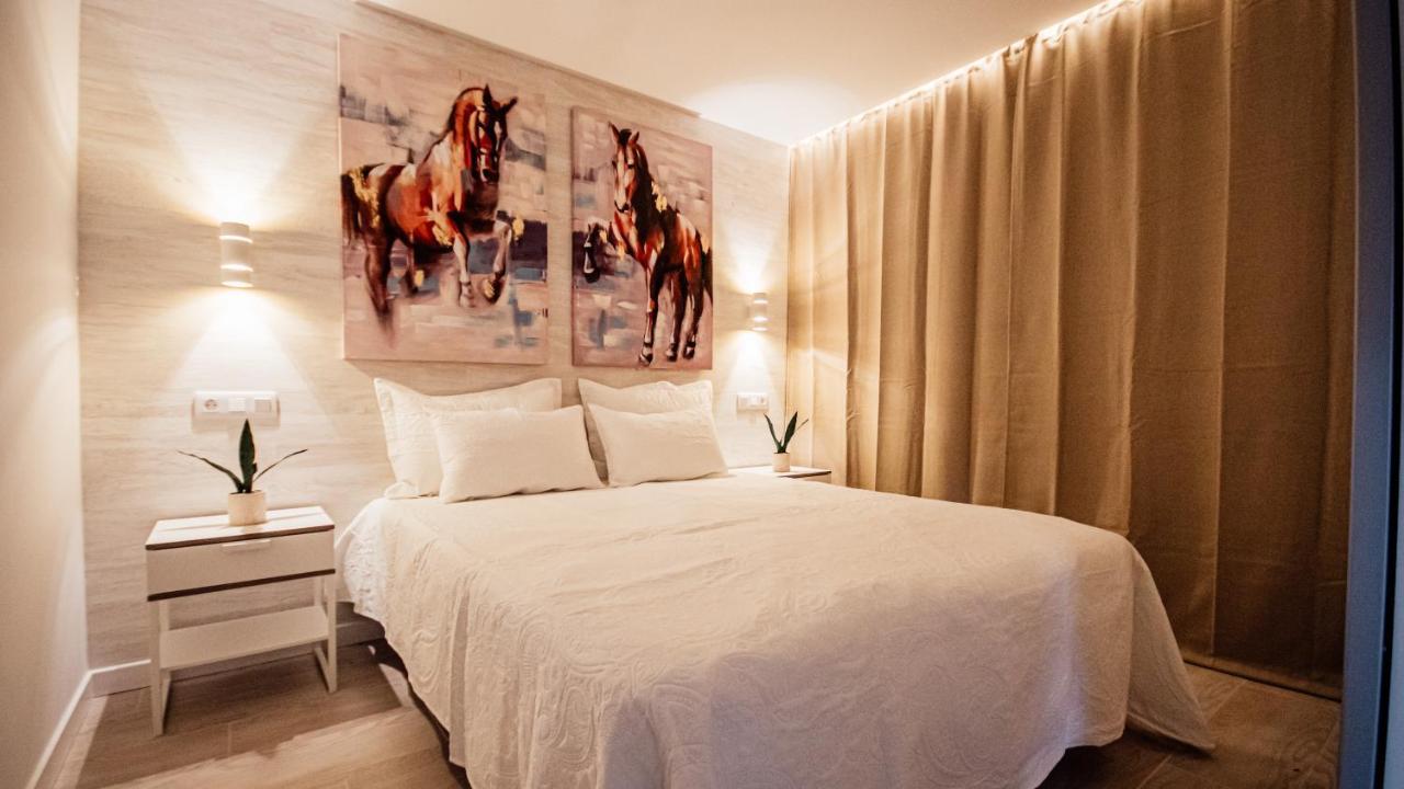 Don Quijote Apartment San Bartolomé Ngoại thất bức ảnh