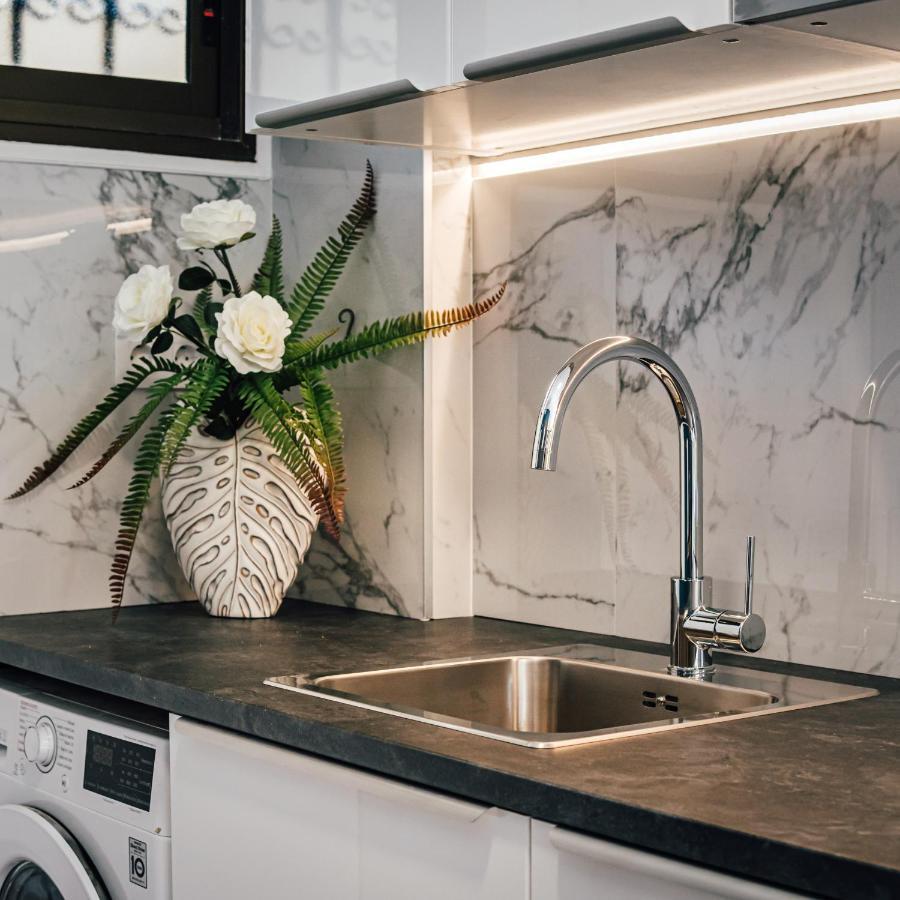 Don Quijote Apartment San Bartolomé Ngoại thất bức ảnh