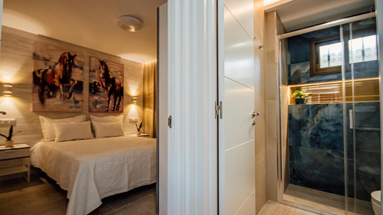 Don Quijote Apartment San Bartolomé Ngoại thất bức ảnh